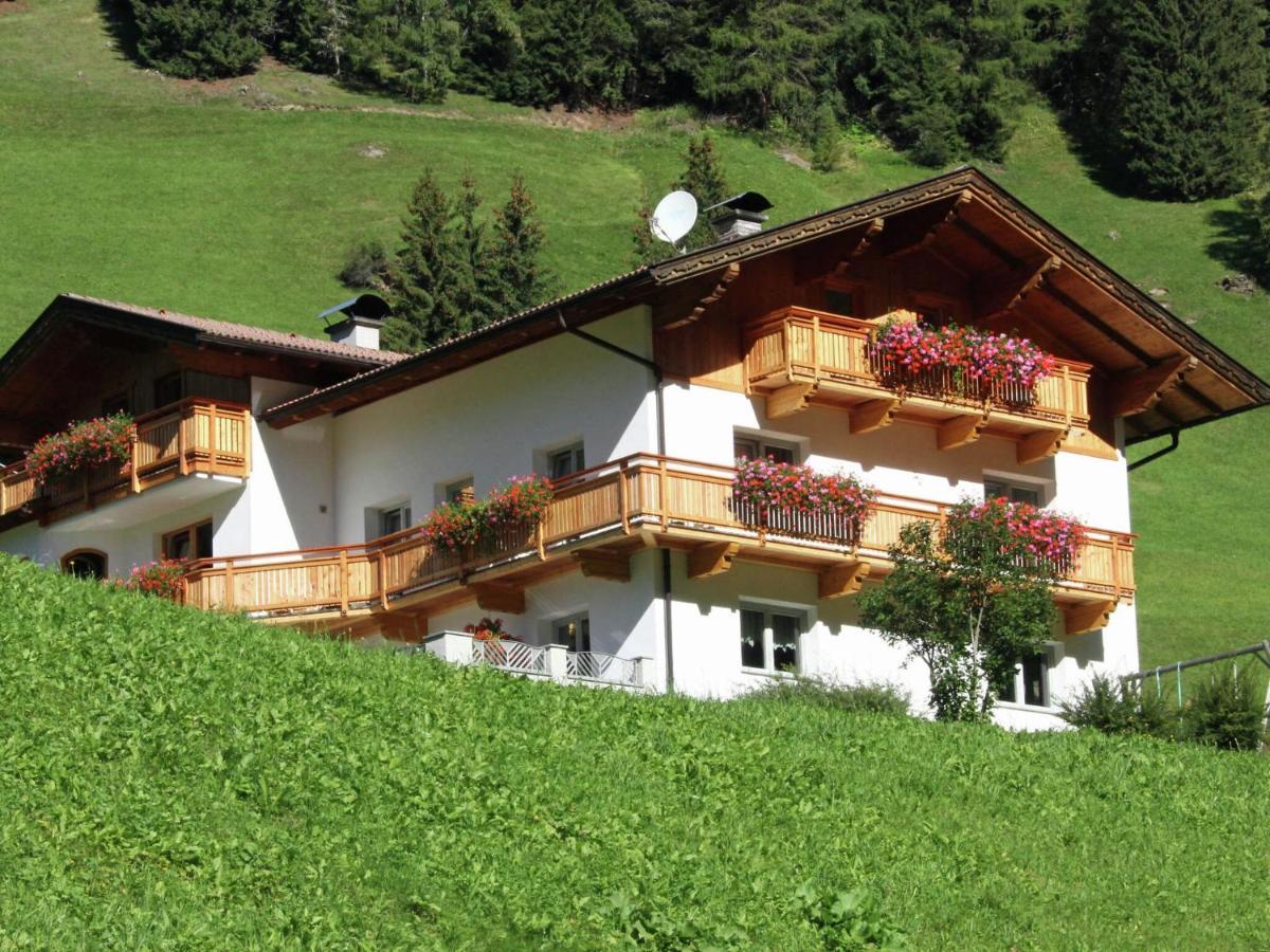 Home With A Wooden Decor And Full Of Atmosphere Außervillgraten Zewnętrze zdjęcie