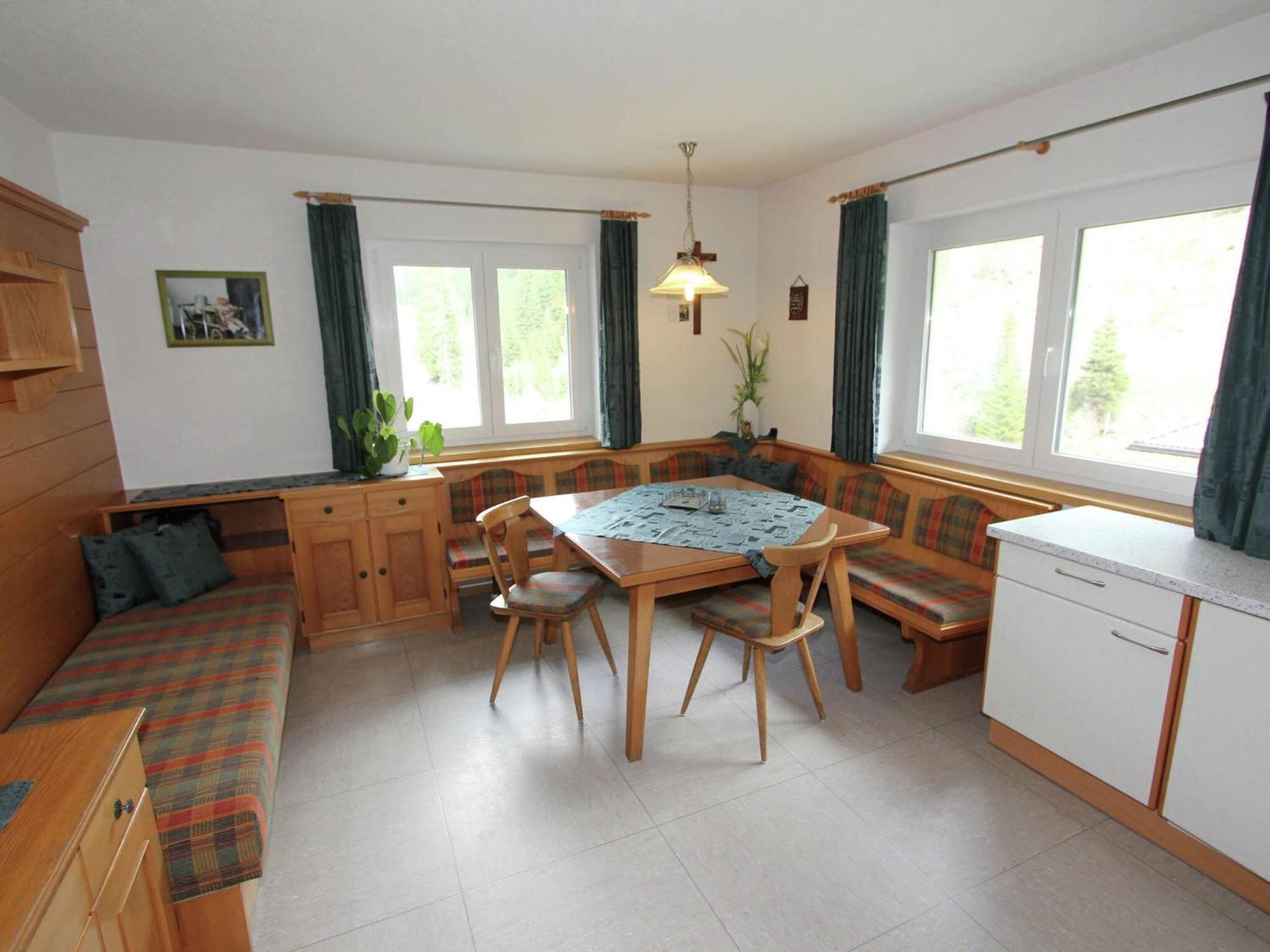 Home With A Wooden Decor And Full Of Atmosphere Außervillgraten Zewnętrze zdjęcie
